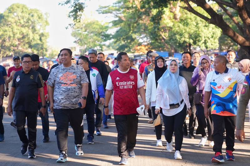 Jalan Sehat di GOR Sudiang, Pj Gubernur: Fasilitas Olahraga Harus Dimaksimalkan
