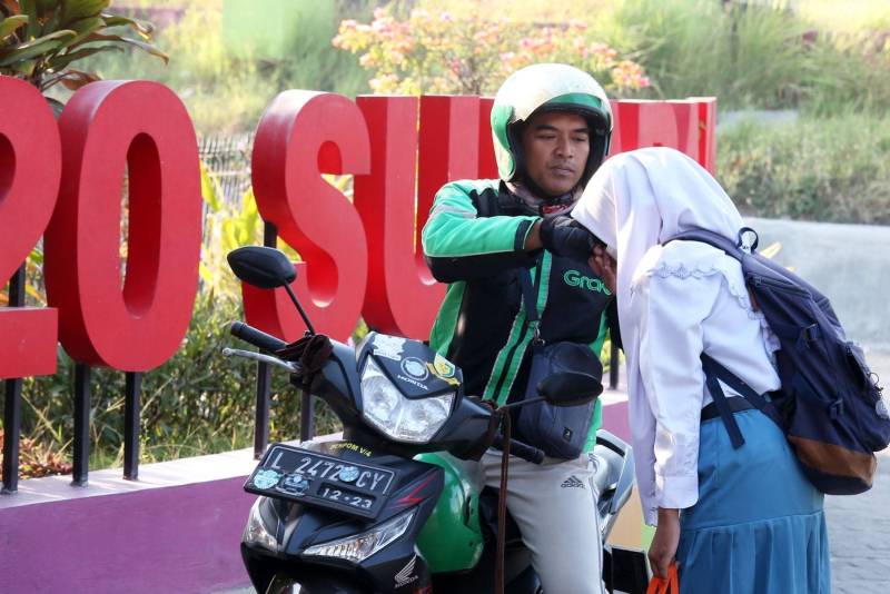 1.158 Pelajar Terima Beasiswa GrabScholar 2023