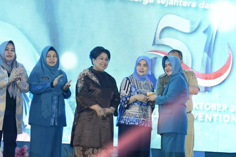 Aliyah Mustika Ilham Hadiri Peringatan Hari Kesatuan Gerak PKK ke-51