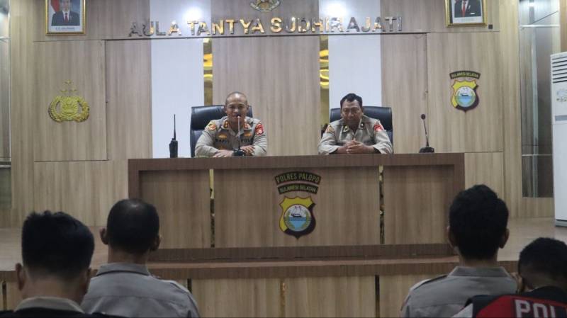 Polres Palopo Gelar Konseling Perbaiki Mental Personil