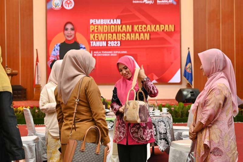 Dekranasda Sulsel Dorong Lahirnya Wirausaha Profesional