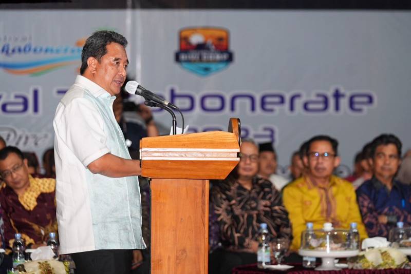 Pemprov Sulsel Siapkan Pelatihan dan Peralatan untuk Petani Pisang Tanduk Selayar