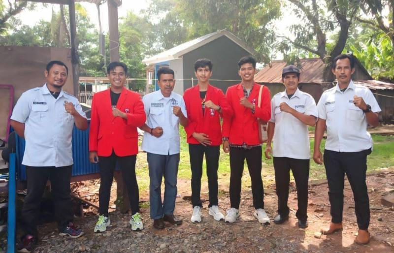 Wacanakan Perpustakaan Marhaen, GMNI Temui Kades Bowong Cindea