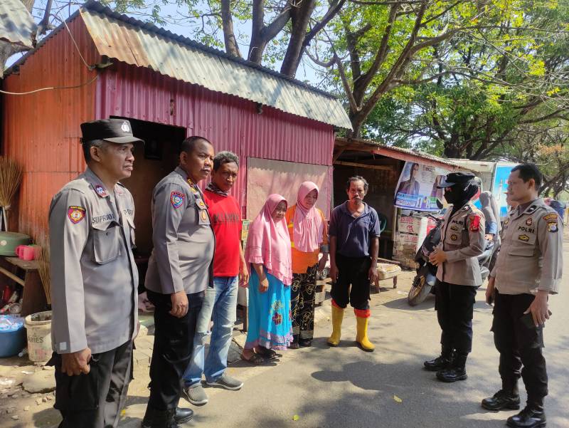 Satbinmas Polres Pelabuhan Hadir di Tengah Masyarakat Ingatkan Pentingnya Rasa Aman