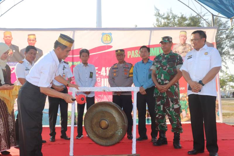 Buka Pasar UMKM, Wabup Sebut Langkah Strategis Dorong Pelaku Usaha Mikro Naik Kelas