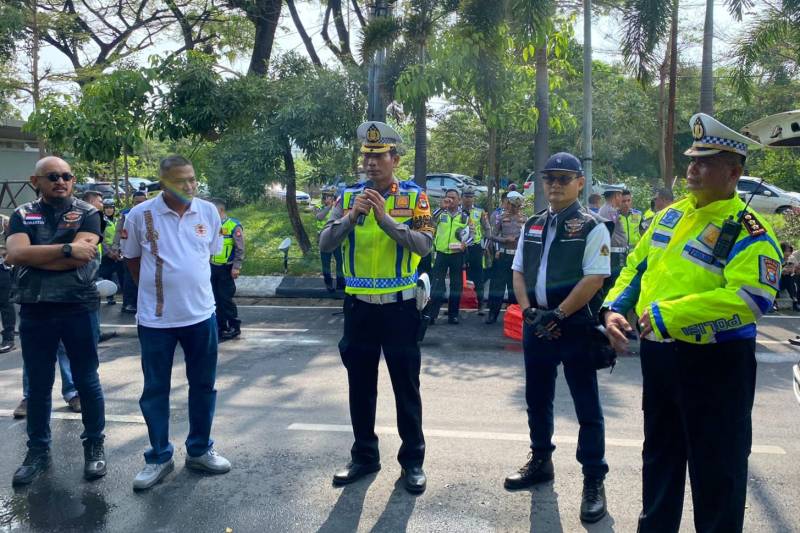 Tutup Tahun 2023, HDCI Chapter Makassar Berbagi 600 Kotak Konsumsi