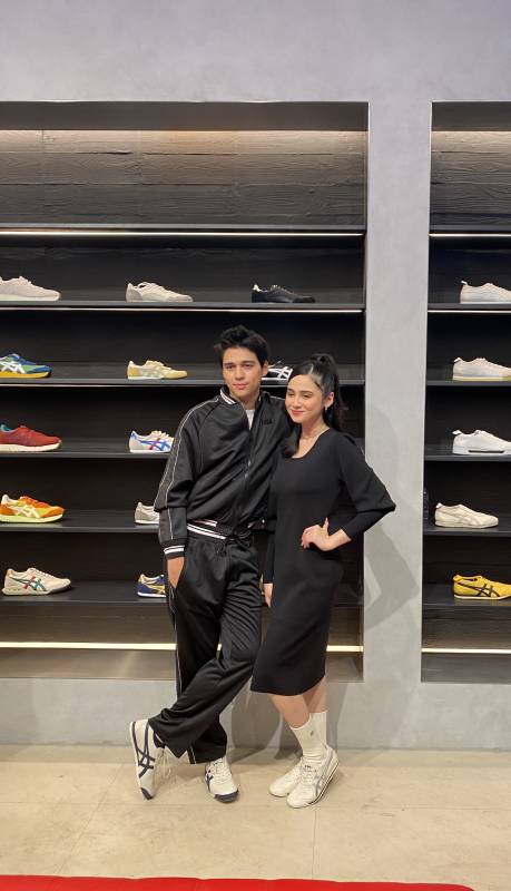 Onitsuka Tiger Buka Outlet Pertama di TSM Makassar Hadirkan Empat Artis Ternama