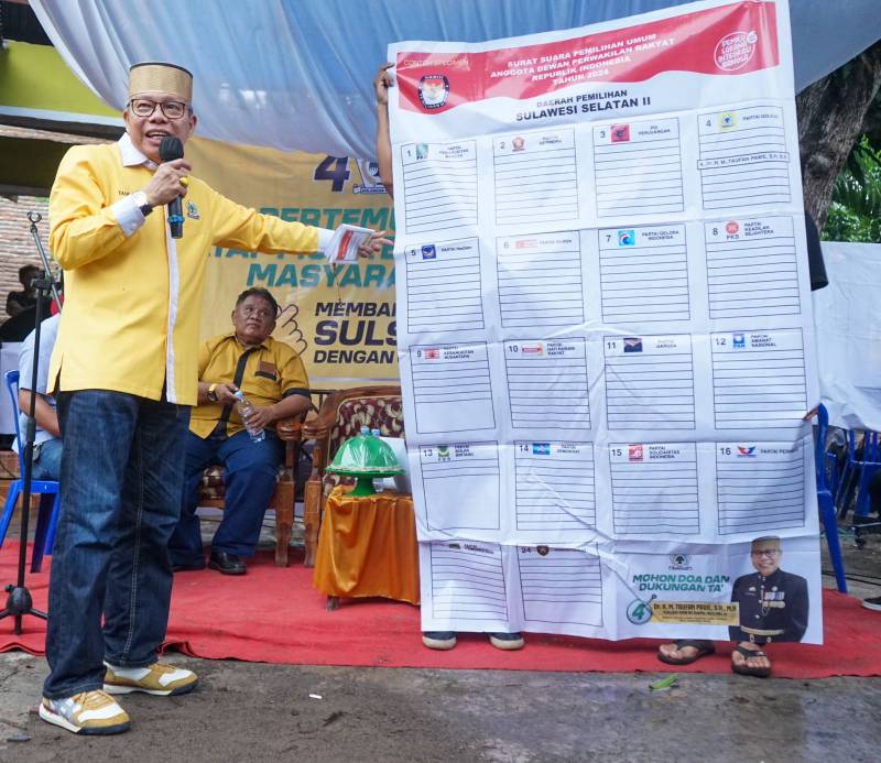 Iring-Iringan Ratusan Motor Sambut Taufan Pawe di Bulukumba
