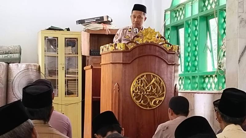 Sosialisasikan Penerimaan Anggota Polri, Kabag SDM Safari Jumat di Polebunging