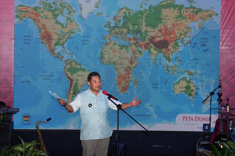 Pj Gubernur Ajak Saudagar Tana Luwu Berinvestasi