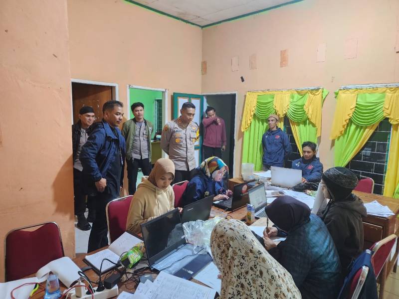 Pasca Pemungutan Suara, Kapolres Bantaeng Pastikan Keamanan Logistik Pemilu 2024 di PPK