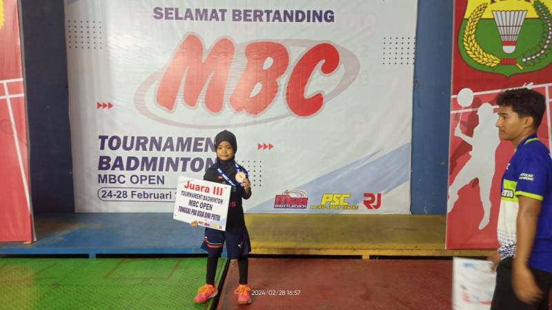 Harumkan Kabupaten Enrekang, Alika Farzana Juara Turnamen Badminton MBC 2024 Sulselbar Kategori Anak Pra Usia Dini