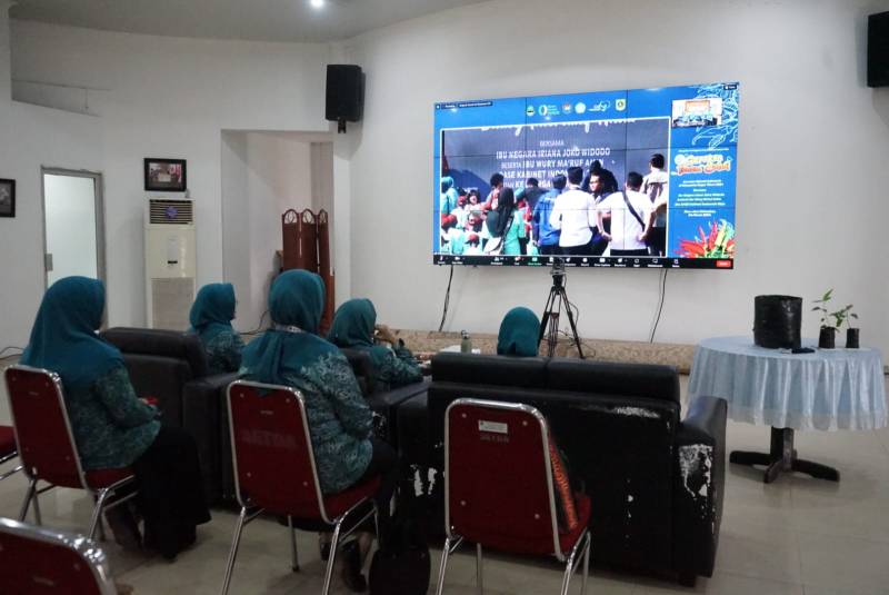 Ketua TP PKK Lutim Ikuti Pencanangan Gerakan Penanaman Cabai Serentak se-Indonesia Secara Virtual