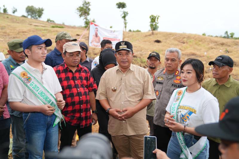 Pj Gubernur Galakkan Penanaman 2 Juta Pohon Nangka Madu di Sulsel