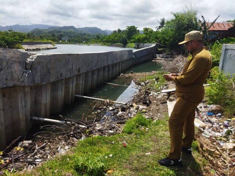 Kunjungan DPRD Barru ke Lokasi Bencana Sungai LojiE dan DalapokkoE: Serukan Perhatian Pemerintah