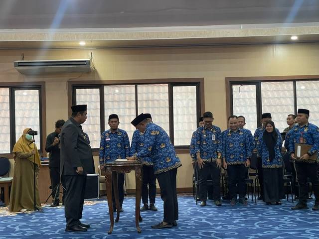 Bupati Maros Mutasi 61 Pejabat Eselon III dan IV