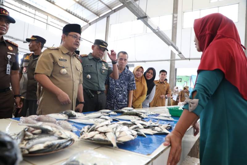 Pantau Stabilitas Harga, Pj. Bupati Bantaeng Kunjungi Pasar Tradisional