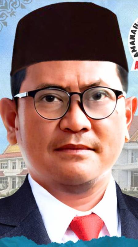 Dirut Perumda Aneka Usaha Kolaka Mendaftar Sebagai Cabup di Partai Golkar