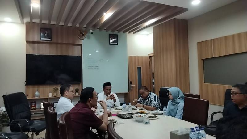 AKAR Silaturahmi dengan Ketua IKA Unhas