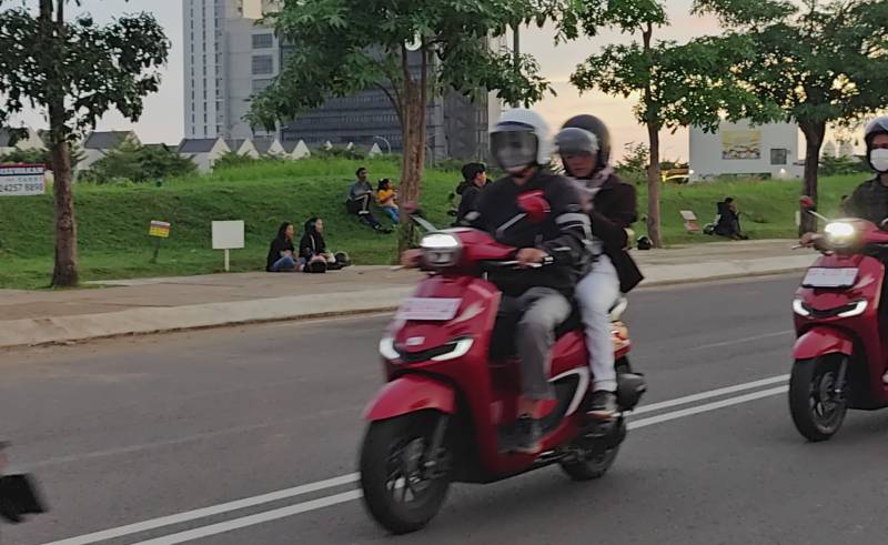 Peringati Hari Kartini, Astra Motor Sulsel  Fashion Urban Style With Stylo 160 Bareng Komunitas  