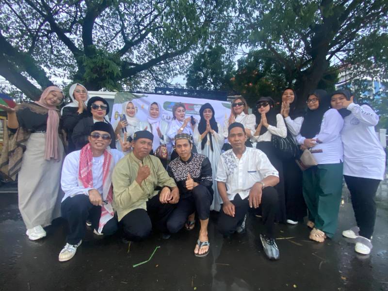 MCC Bagi Takjil di Ramadan Berkah
