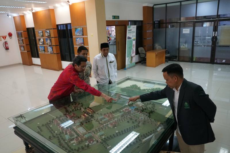 Irjen Kemenag RI Faisal Ali Hasyim Kunjungi UIN Alauddin Makassar, Dorong ASN untuk Berinovasi