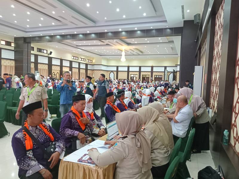 PPIH Embarkasi Makassar Sebut Proses Penerimaan Jemaah Haji Tidak Sampai Dua Jam