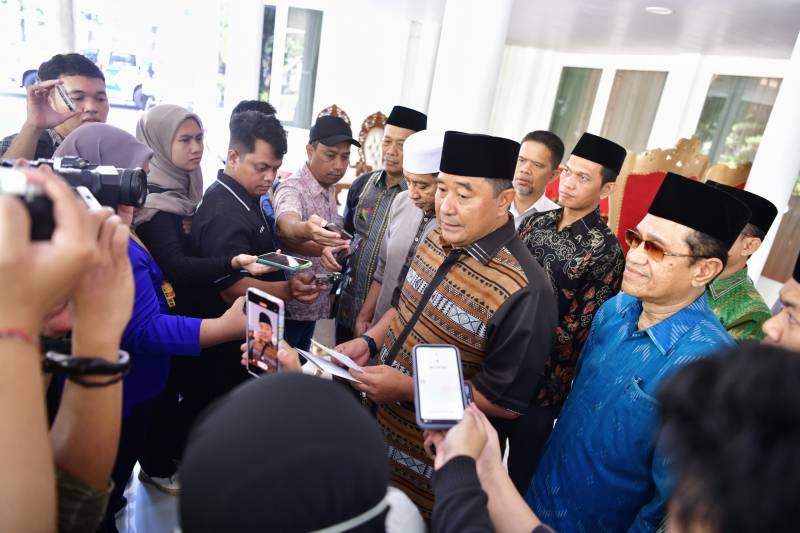 Pj Gubernur Ajak Ulama Gelar Doa Bersama Hadapi Bencana Alam di Sulsel