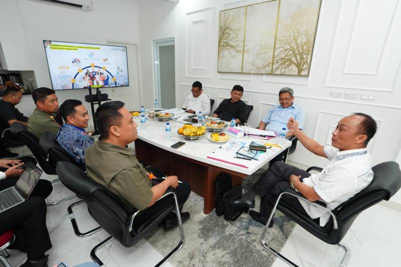 Usai Dilantik, Pj Gubernur Sulsel Gelar Rapat Terbatas Bersama Kepala OPD