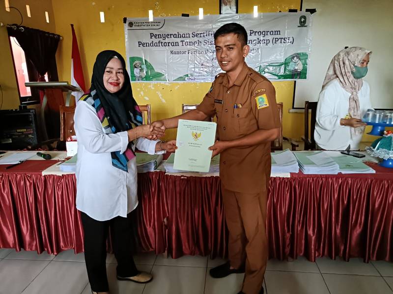 400 Sertifikat Program PTSL Terbagi ke Warga Desa Mattunreng Tellue