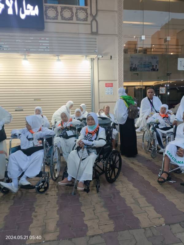 Kloter 1 UPG Gunakan Bus Sholawat ke Masjidil Haram