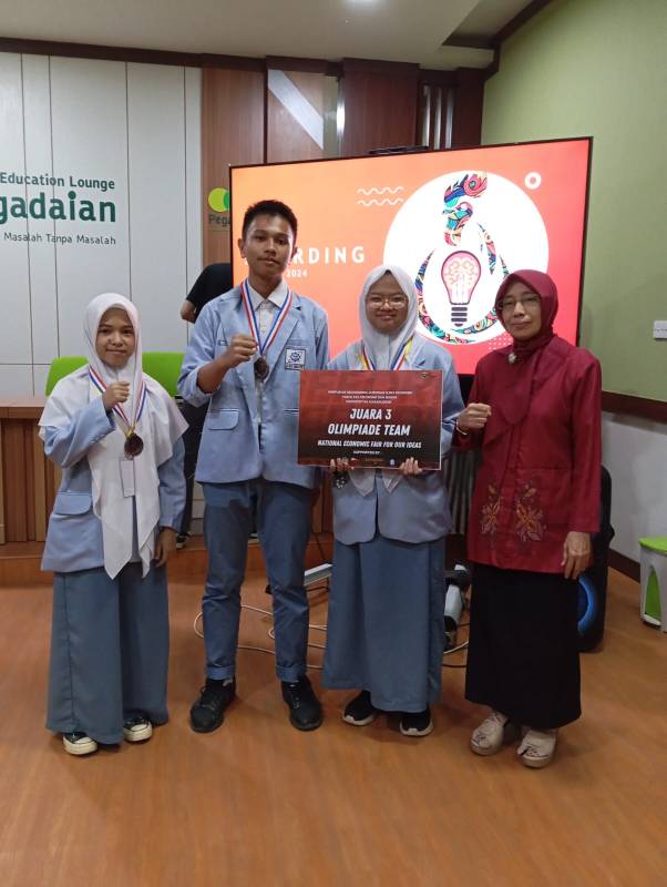 Tim Ekonomi MAN IC Gowa Sabet Perunggu pada Olimpiade Team Neforia Unhas  