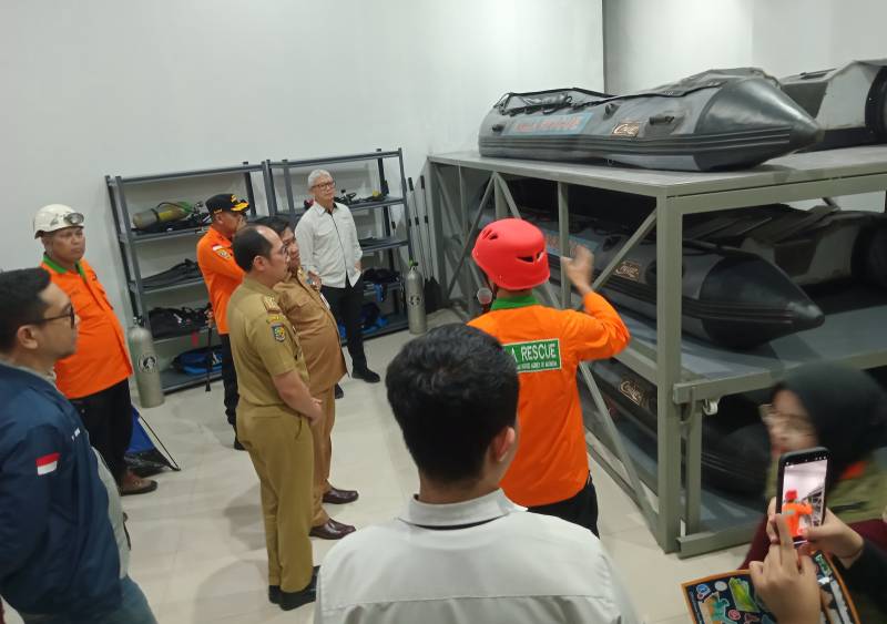 Kalla Rescue Resmikan Sekretariat di Nipah Park, Tim Simulasi Evakuasi Korban Gempa 
