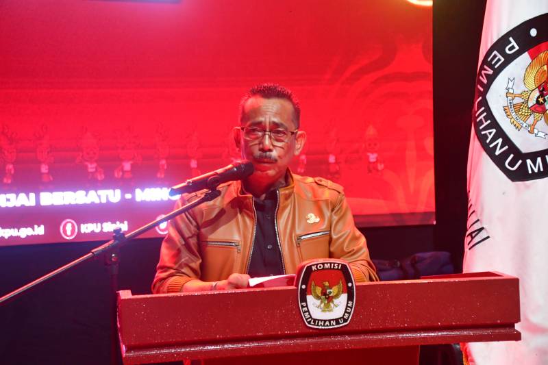 Sekda Sinjai Hadiri Peluncuran Tahapan Pilkada oleh KPU Sinjai