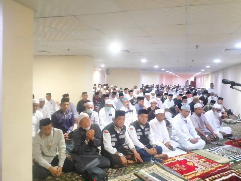 Pembimbing Kloter 17 UPG, Khatib Jumat di Kantor Sektor 1 Makkah, Tekankan Dua Hal