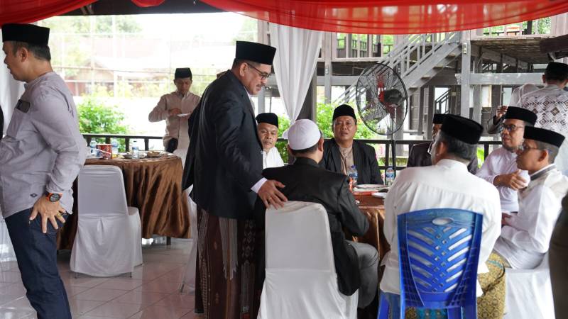 Gelar Open House, Pj Bupati Sidrap Rajut Kebersamaan dengan Masyarakat 