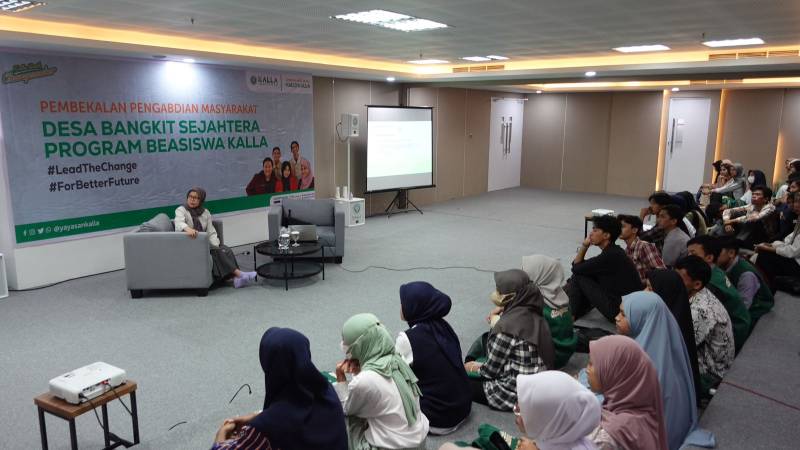 Penerima Beasiswa KALLA Dapatkan Pembekalan Pengabdian Masyarakat Desa Bangkit Sejahtera Penerima Beasiswa KALLA Dapatkan Pembekalan Pengabdian Masyarakat Desa Bangkit Sejahtera