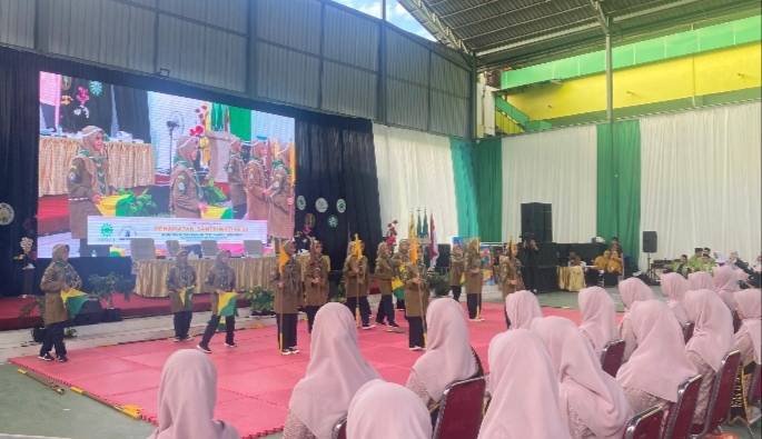 Ponpes Ummul Mukminin Aisyiyah Sulsel Tamatkan 219 Santriwati Angkatan 32