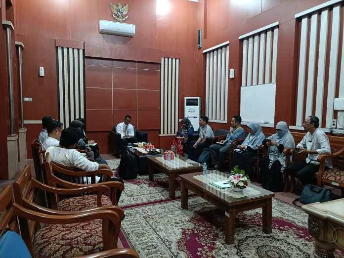 Pj Bupati Takalar Terima Kunjungan Tim USAID IUWASH