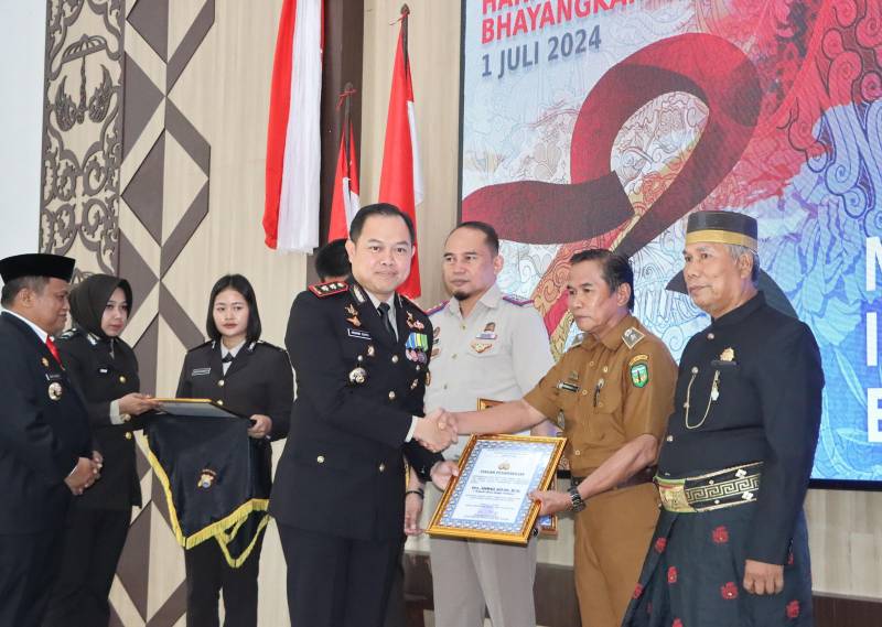 Peringati Hari Bhayangkara ke-78, Kapolres Luwu Ingatkan Harapan Besar Masyarakat Untuk Polri