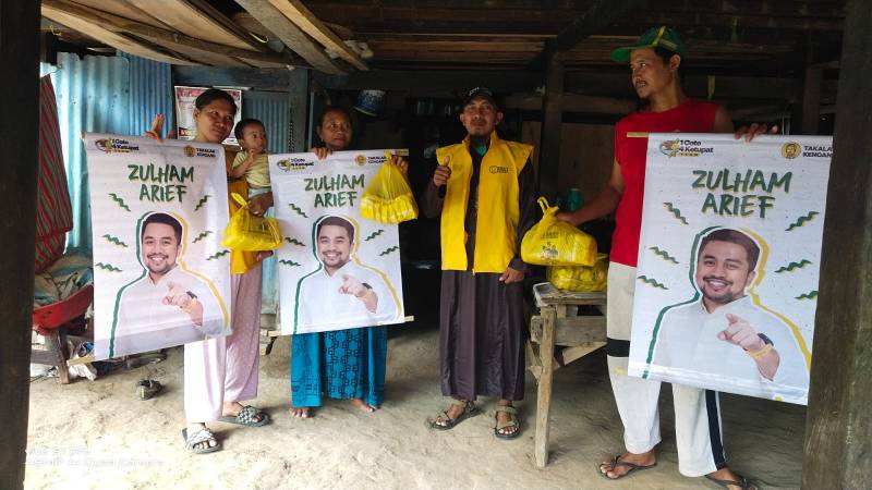 Terima Paket Cinta Zulham Arief, Warga Pa'rasangang Beru Siap Menangkan ZA