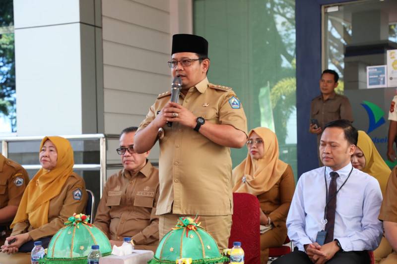 Salurkan BLT-DBHCHT, Pj. Bupati Bantaeng Harap Bantuan Dapat Terus Meningkat Kedepannya
