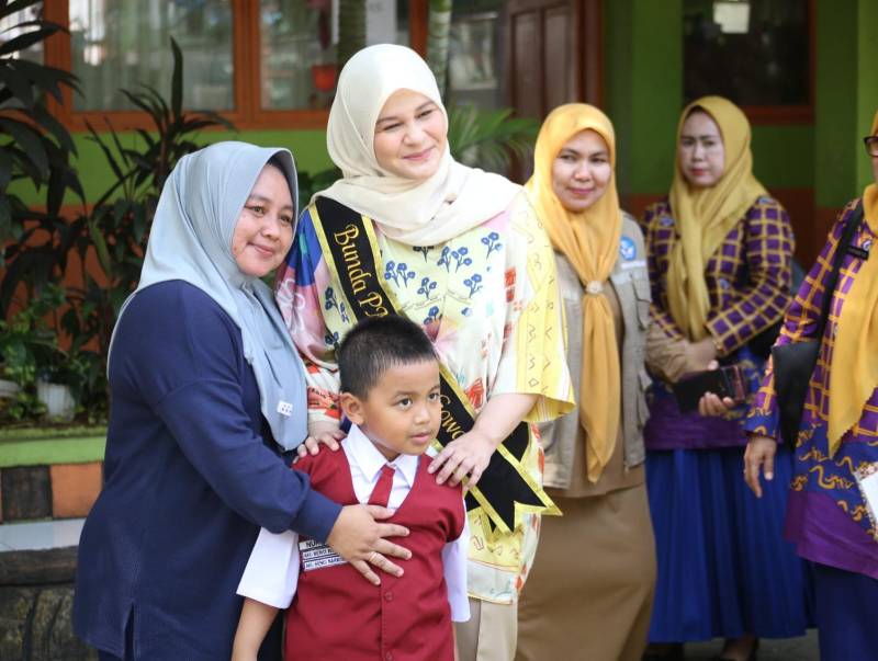 Bunda PAUD Gowa Pantau Pelaksanaan MPLS di SDN Bontokamase
