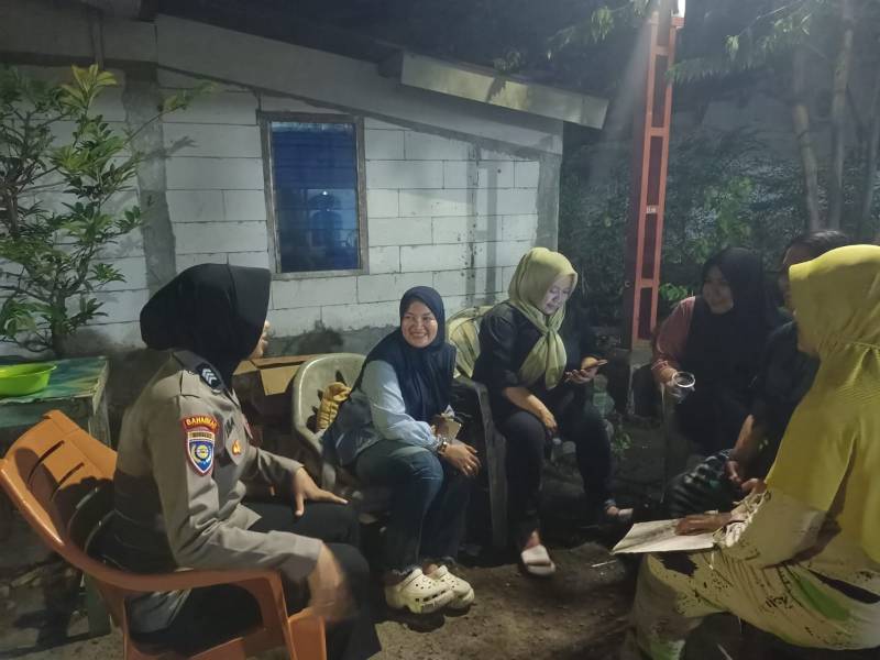 Polisi RW Kelurahan Tamalabba Ingatkan Warga Jaga Kamtibmas Jelang Pilkada Serentak 