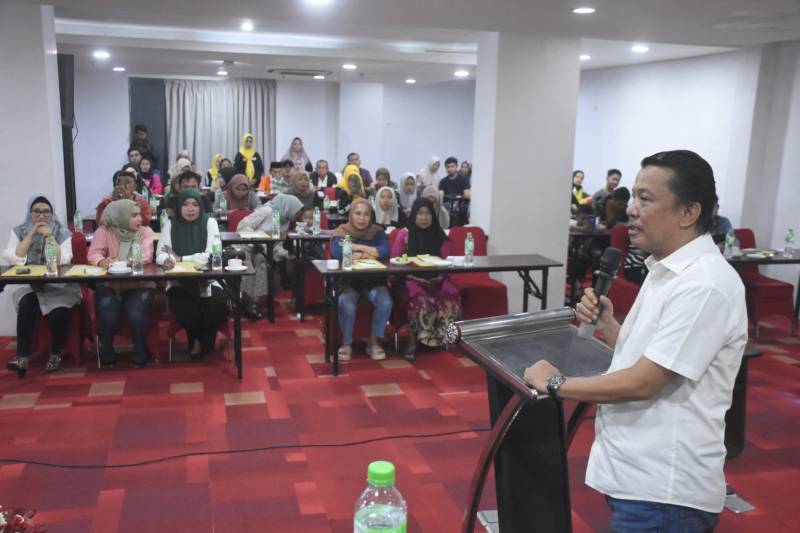 Hadirkan Ketua PKK Makassar, Abdul Wahab Tahir Sosialisasikan Perda ASI Eksklusif