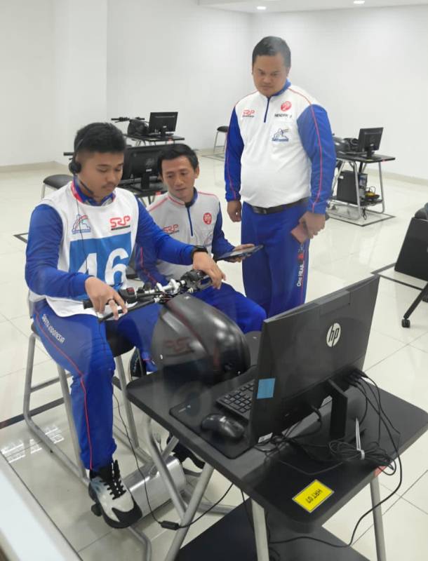 Cari Duta Keselamatan Berkendara dari Dunia Pendidikan, AHM Gelar Safety Riding Camp