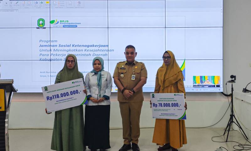PJ Bupati Sinjai Membuka Rapat Monitoring Dan Evaluasi Perlindungan Sosial
