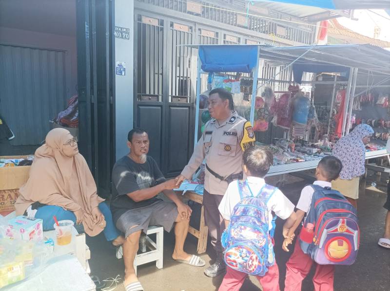 Bhabinkamtibmas Kelurahan Tabaringan Imbau Warga Jaga Kamtibmas Pilkada Serentak