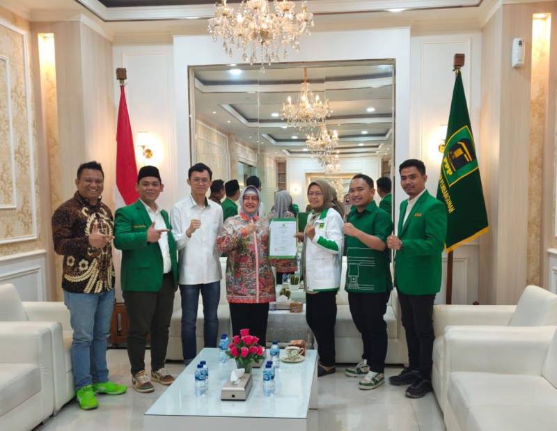 Resmi! PPP Berikan Rekomendasi ke Indira Yusuf Ismail-Ilham Fauzi di Pilwalkot Makassar 2024