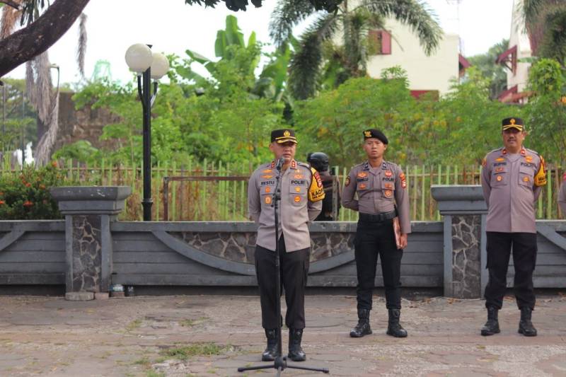 Apel Jam Pimpinan, Kapolres Pelabuhan Makassar Tekankan Hal Ini ke Personel